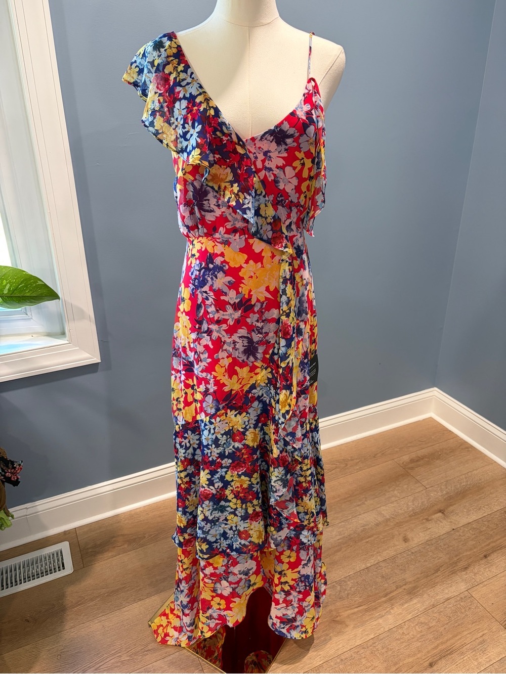 Lulus Floral One-Shoulder Ruffle Maxi Dress Size Small NWT Romantic Event Dress